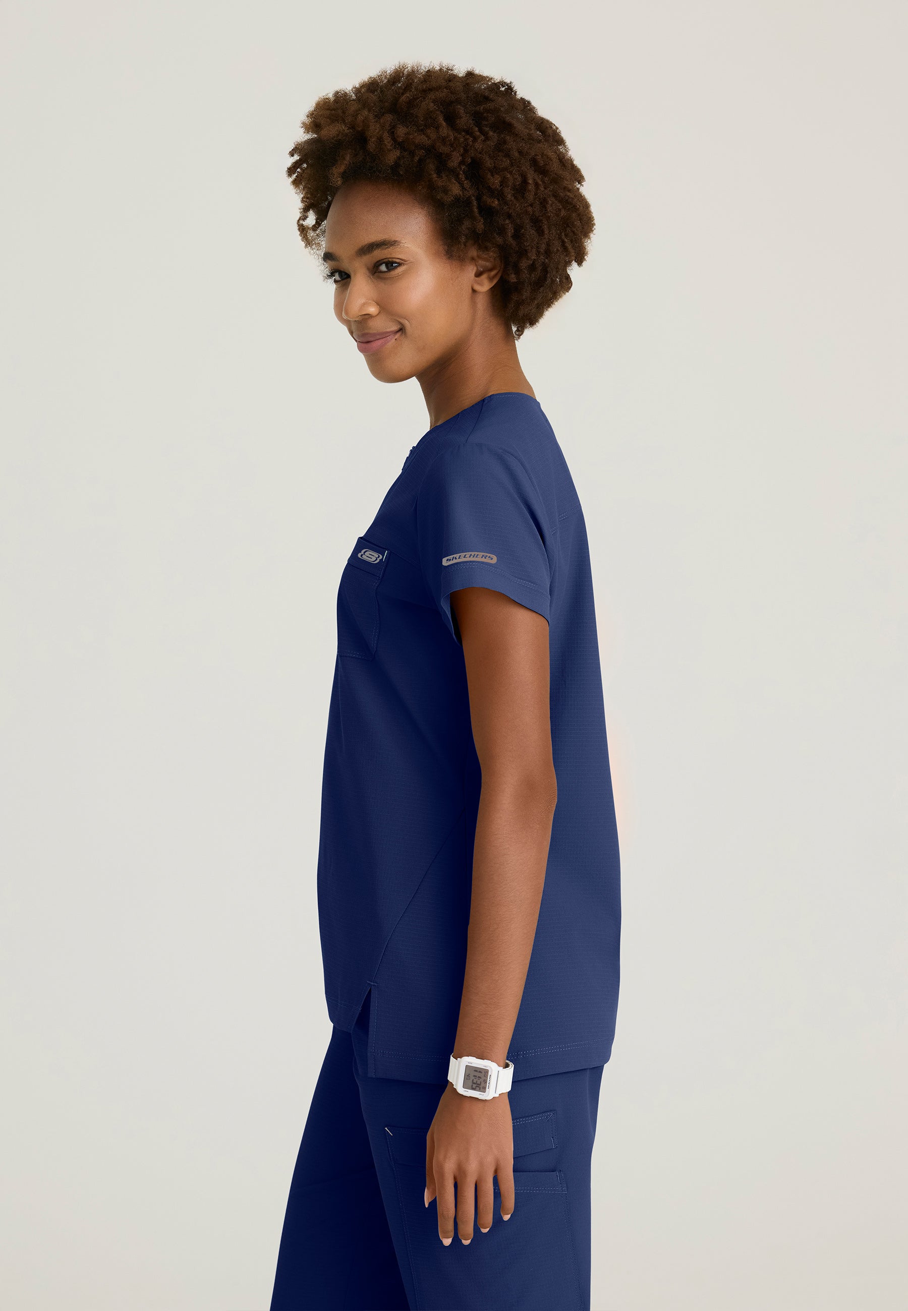 Skechers™ by Barco Ripstop Women's 2 Pocket Rounded Neck Tuck-In Top SKT284