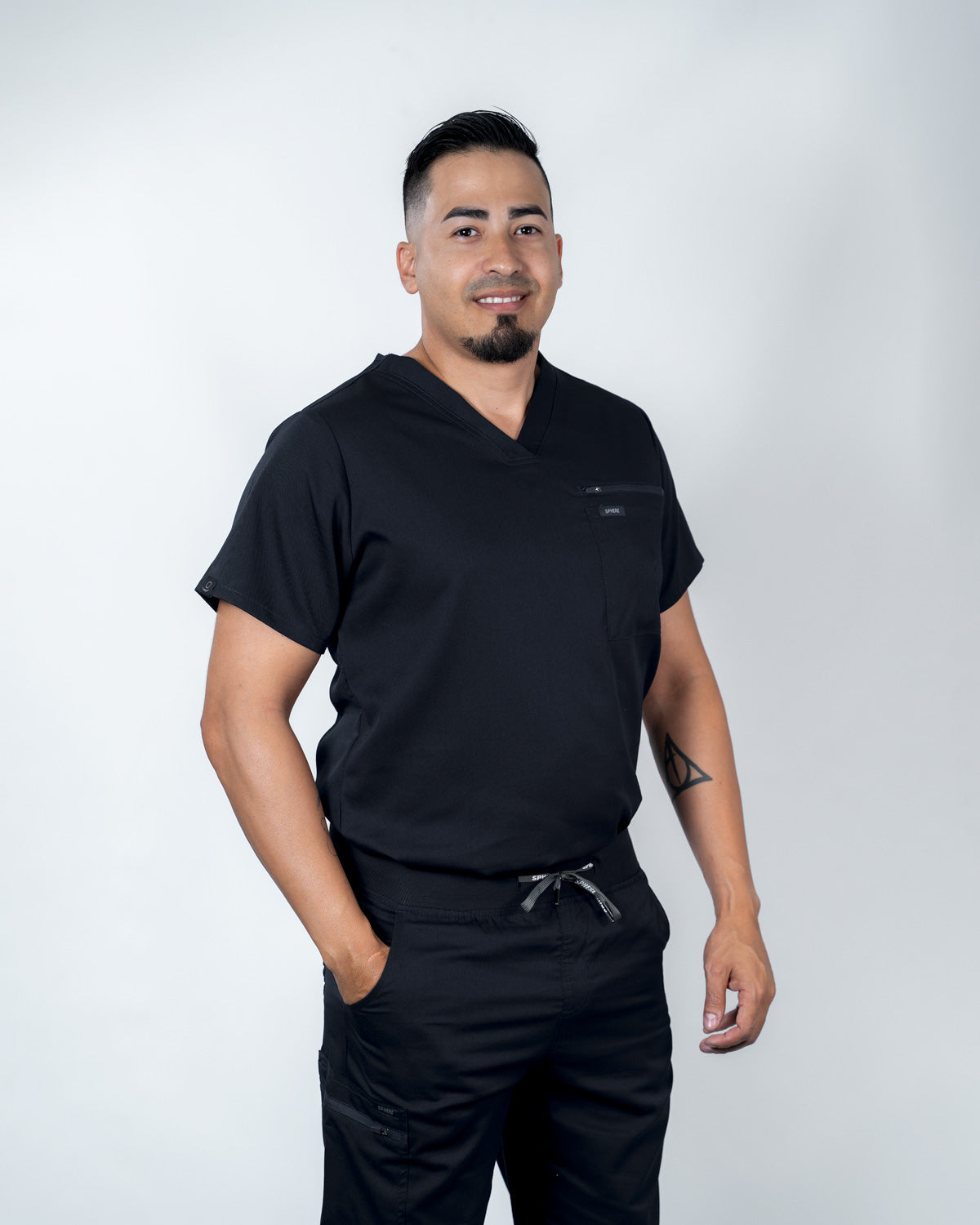 Sphere Scrubs - Cairo Men's V-Neck Top (GRT04) - Black, L image